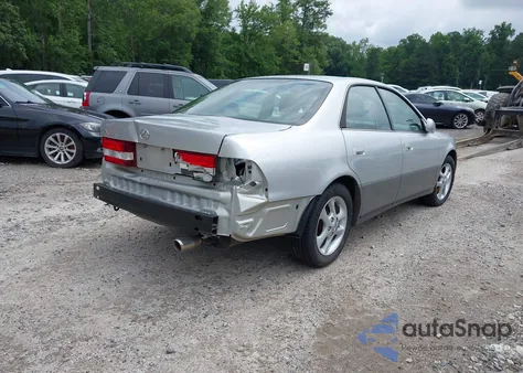 2001 Lexus Es 300 300 из США, поврежденный, VIN JT8BF28G910291019